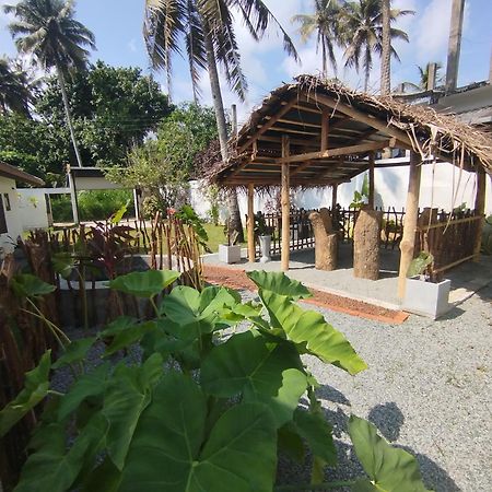Villa Risithenmi Ahangama Esterno foto