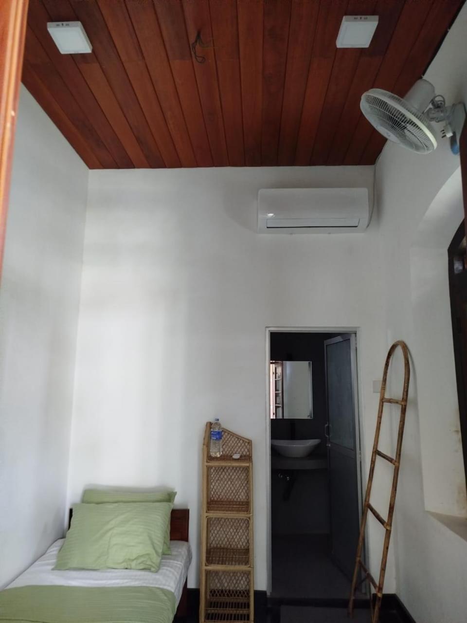 Villa Risithenmi Ahangama Esterno foto