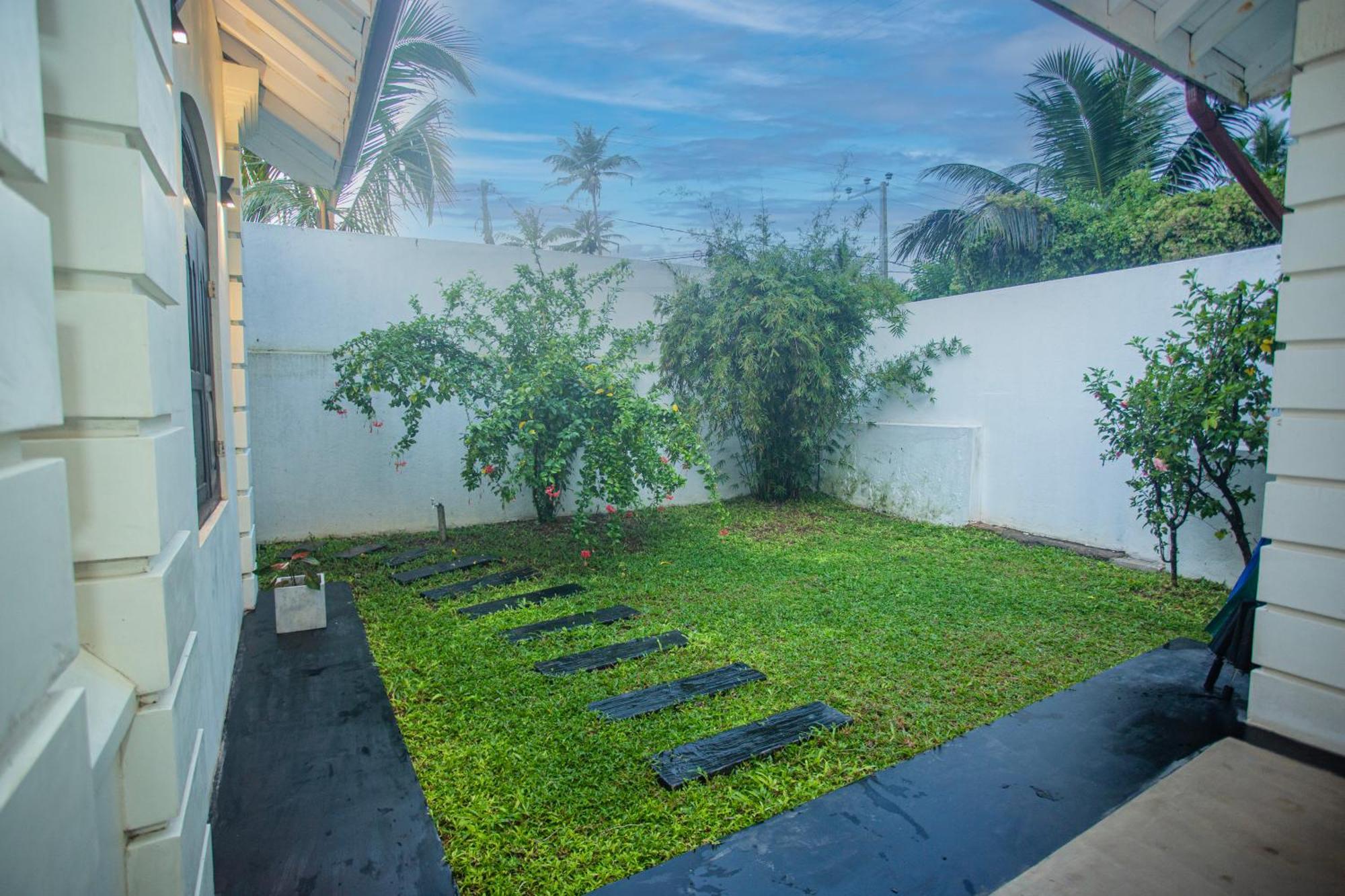 Villa Risithenmi Ahangama Esterno foto