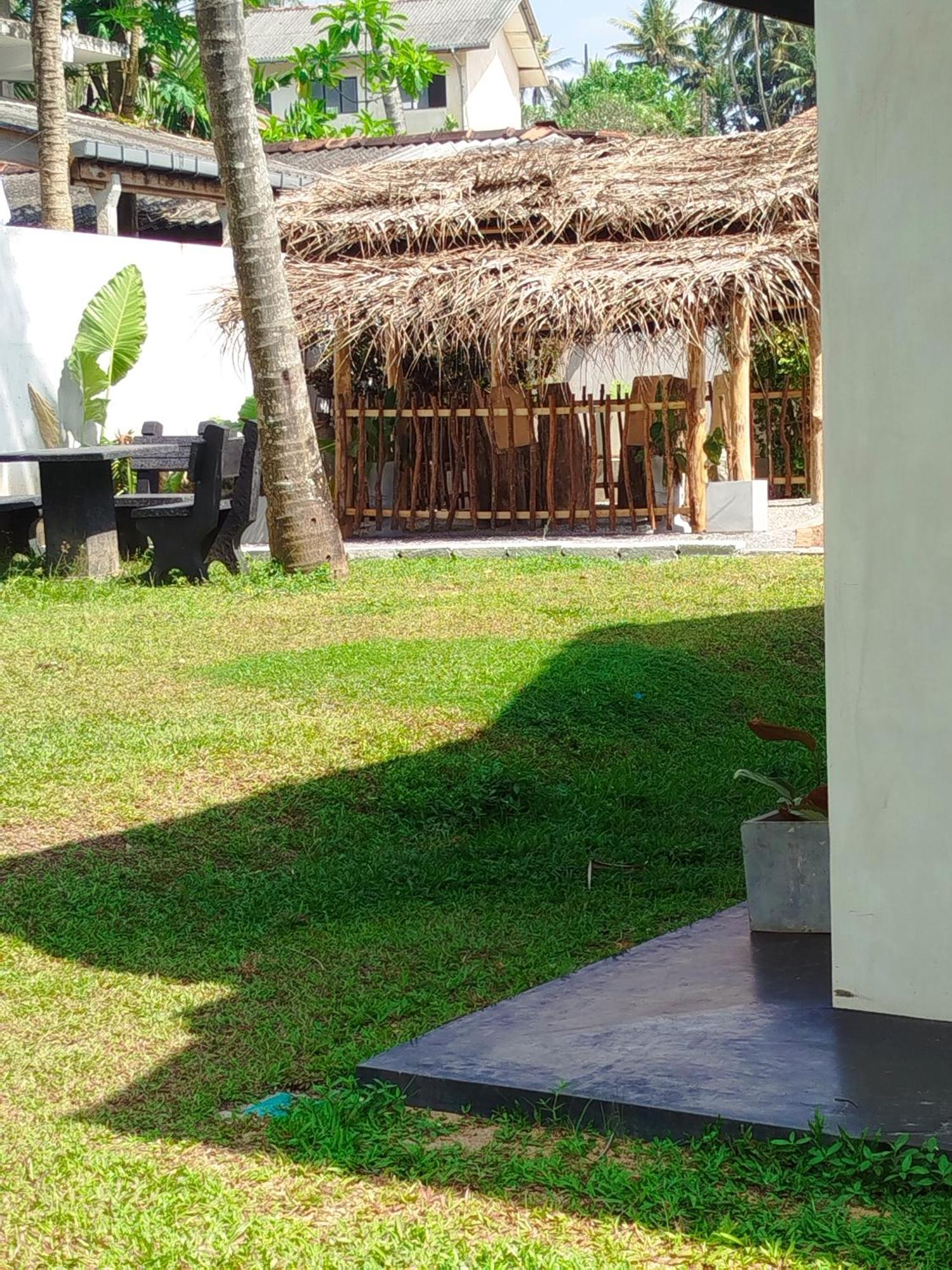 Villa Risithenmi Ahangama Esterno foto